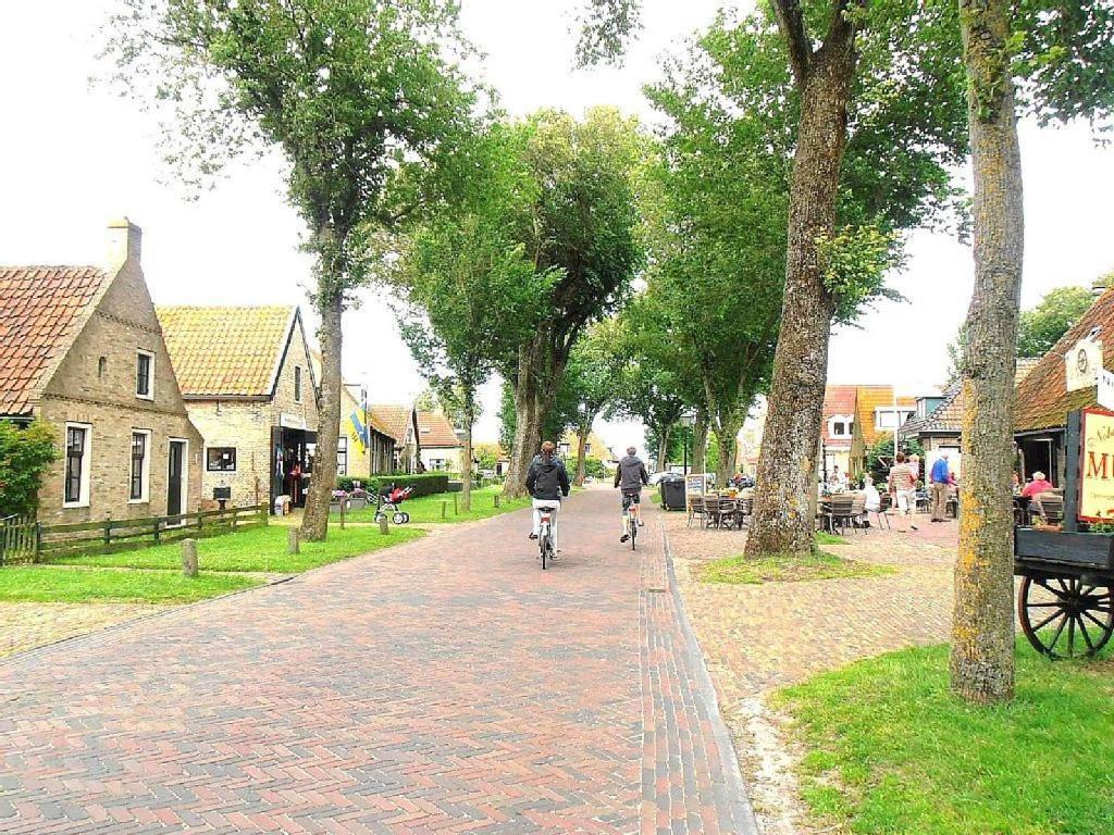 Luxe 2 Persoons Zeeduin, Bbg Met Terras - Amelander Kaap Met Gratis Hotel-zwembad *