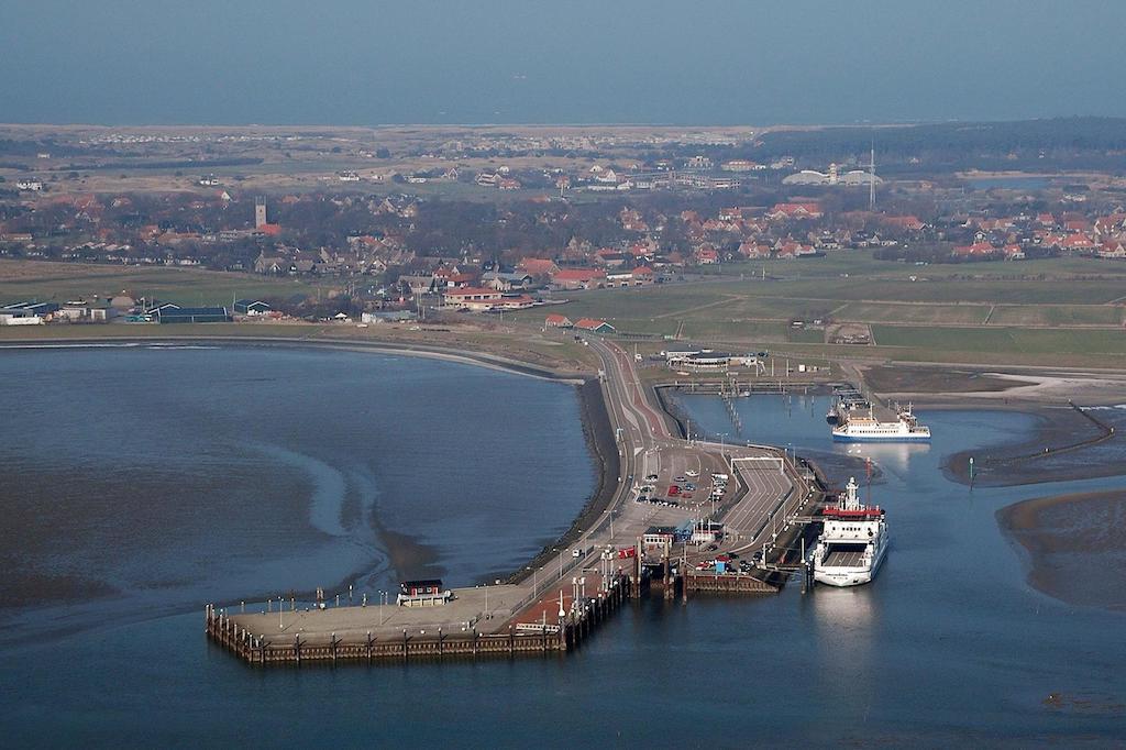 Luxe 2 Persoons Zeeduin, Bbg Met Terras - Amelander Kaap Met Gratis Hotel-zwembad Hollum (Ameland)